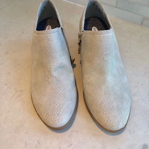 Dr Scholls.  Ankle Boots.  Size 7M